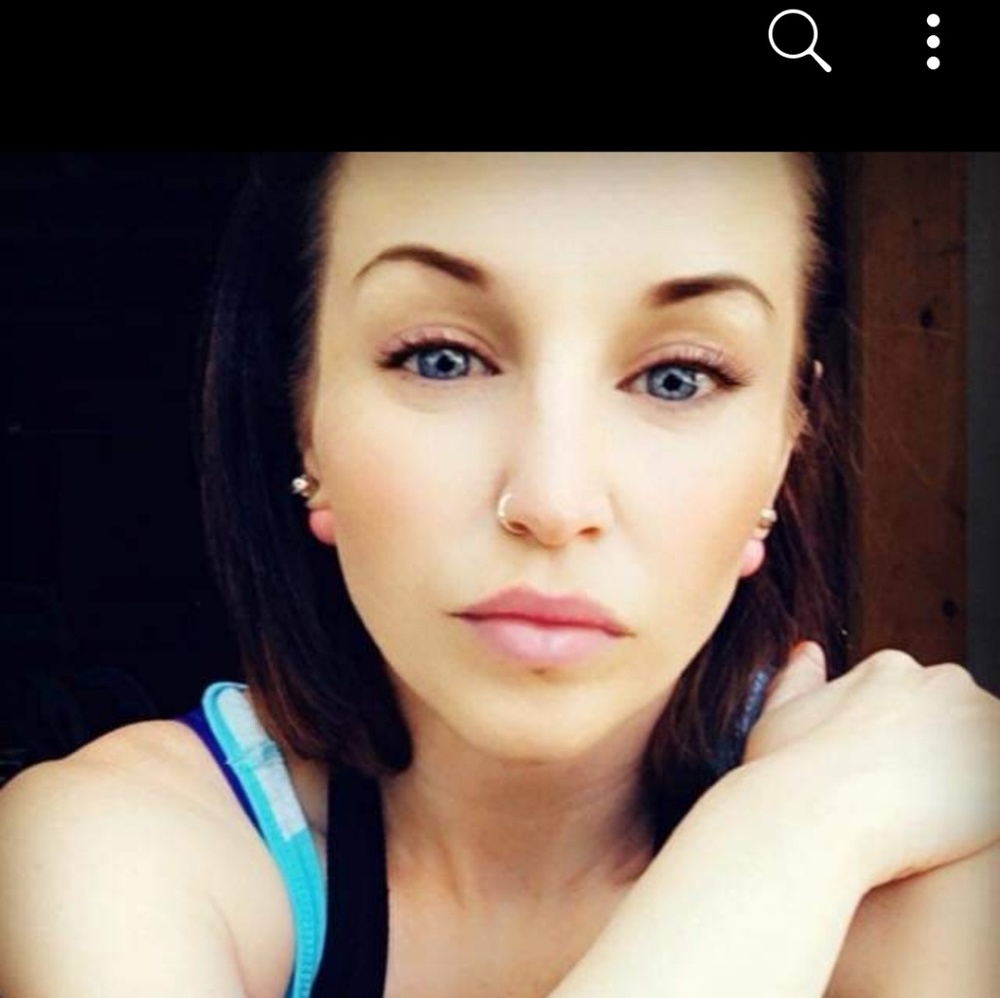 Meet your Posher, Alison